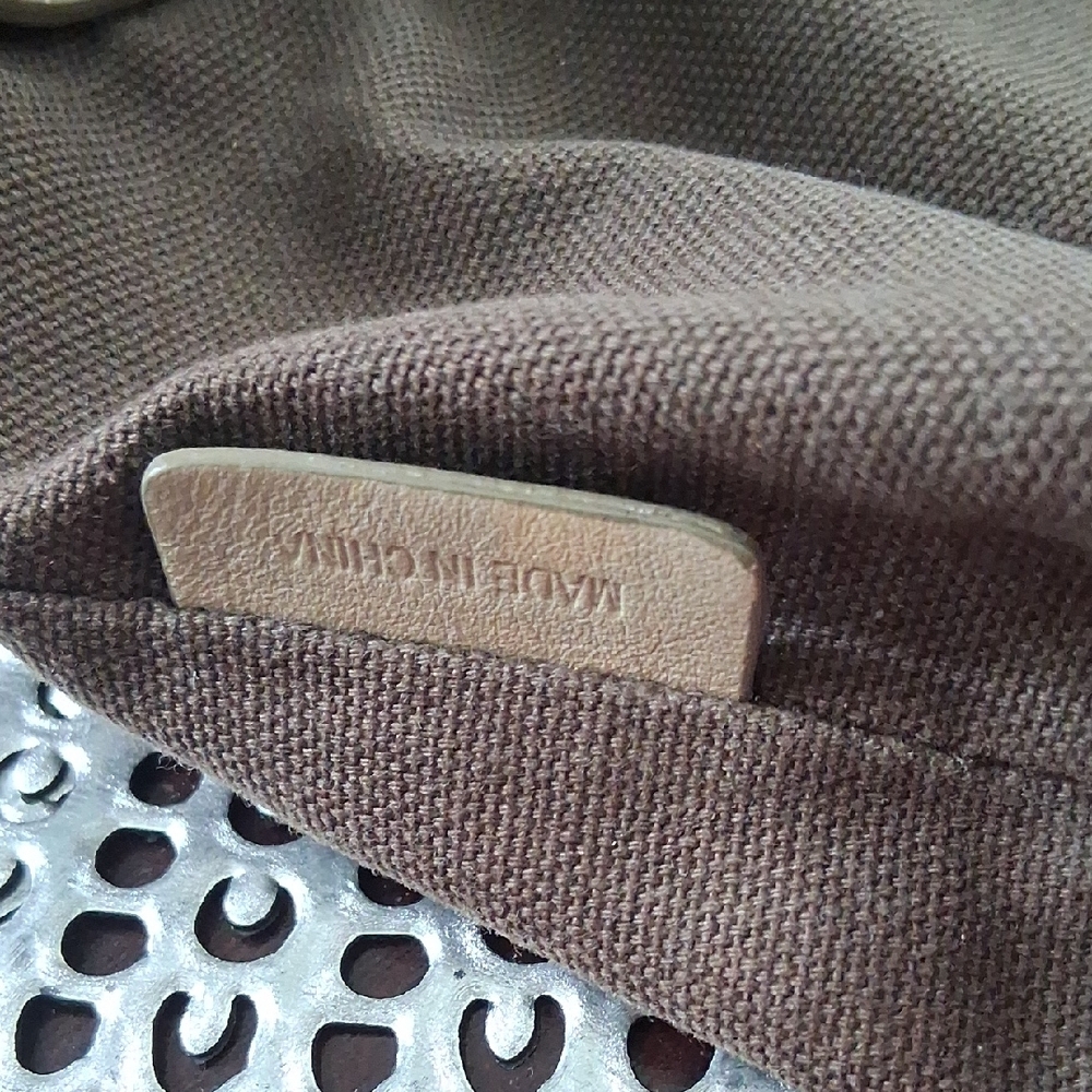 Burberry Tan Plaid Women's Crossbody Bag - Picture 8 of 9